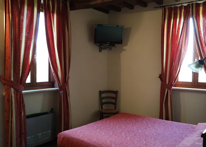 Fonte Dei Tufi 3* Siena