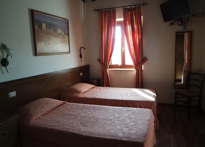 Fonte Dei Tufi 3* Siena